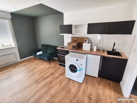 superbe t2 de 23 m² refait à neuf – quartier saint-pierre – parking et tram