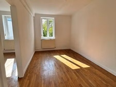 appartement 4 pièces 74 m²