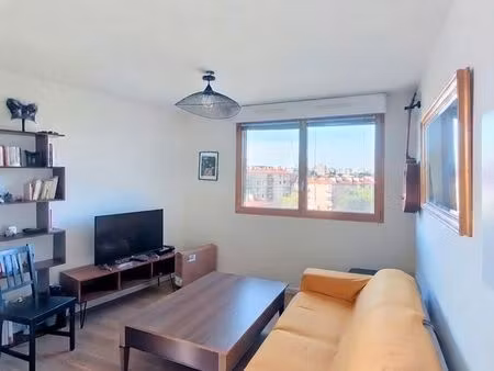 appartement t2 mairie de montreuil