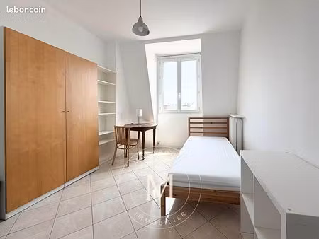 studio 1 pièce 13 m²