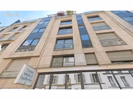 location meublée – paris 11ème  métro faidherbe – dispo début septembre