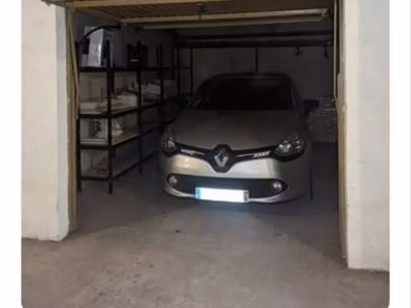 garage brusc