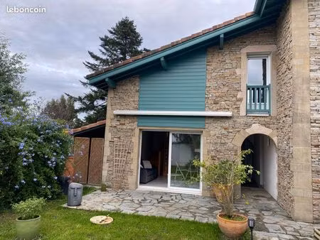 location étudiant disponible de septembre 26 à juin 27