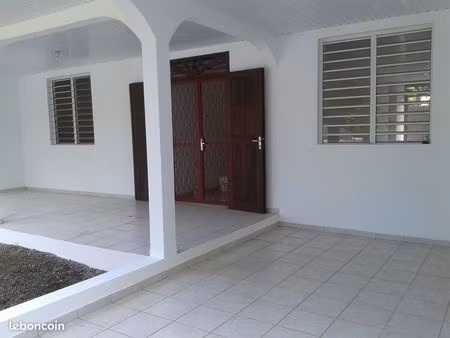 villa jumelée f3 sécurisée – environnement calme et résidentiel