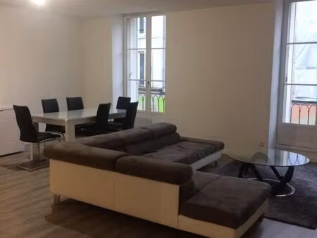appartement 3 pièces 81 m²