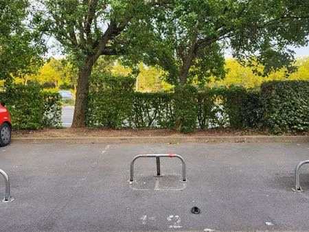 place de parking extérieur pontoise