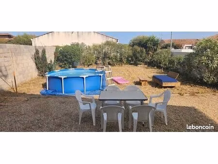 loue maison non meublée avec jardin à l'année