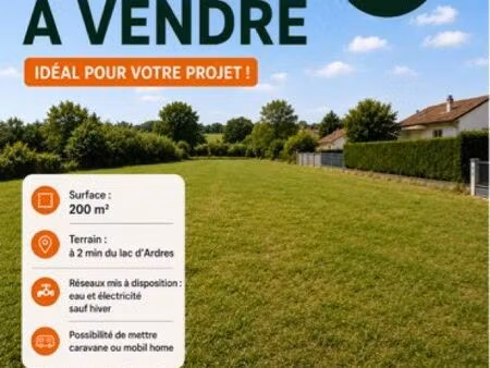 terrain 200m2