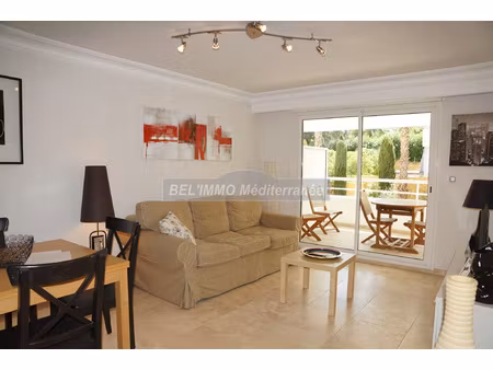 bel appartement f2  terrasse et parking en sous-sol