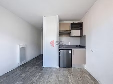 castanet-tolosan studio avec balcon et parking