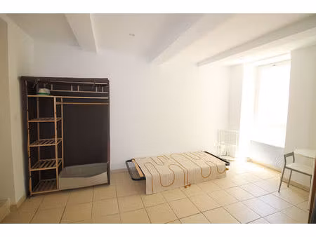 nimes centre ville a vendre 2 studios meublés à 2 minutes de la faculté vauban dans un bel