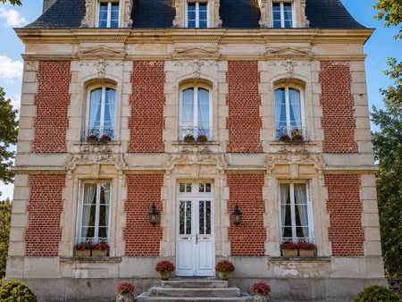 magnifique maison bourgeoise du 19 ème siècle sur son parc arboré