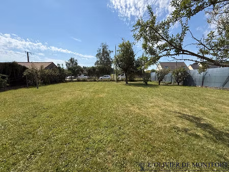 terrain construtible de 562 m²