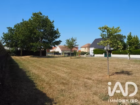 vente terrain à bâtir 735 m²