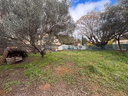 exclusivite - toulon ouest - les 4 chemins - terrain a batir 400 m² environ - emprise 25 %