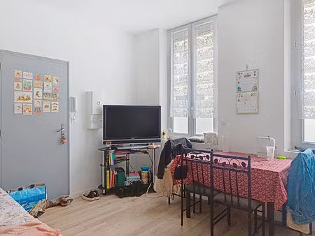 location appartement 1 pièce 19 m² à reims (51100)