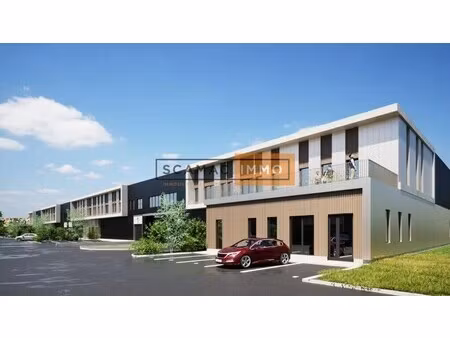 location entrepôt bailly romainvilliers 77700 2332m²