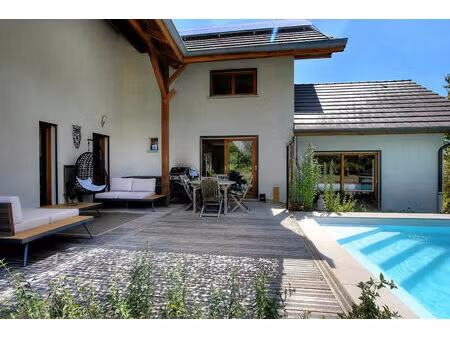 vente maison 5 pièces  178.00m²  tresserve
