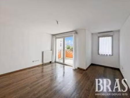 location appartement 2 pièces à saint-sébastien-sur-loire ouche quinet (44230) : à louer 2