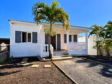 location maison 5 pièces 86m² st pierre 97410