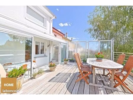 maison 8 pièces 180 m²