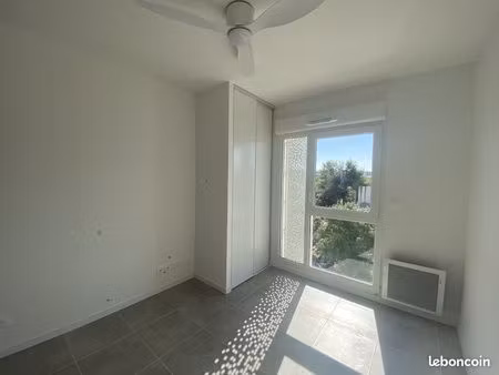 studio 1 pièce 18 m²