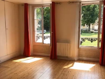 à louer 540 euros