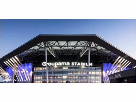 place de parking privée – 10 min à pied groupama stadium (ol / concerts)