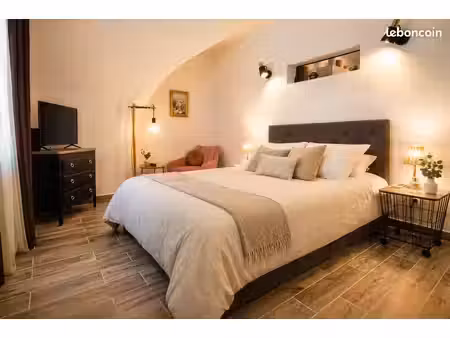 appartement meublé 33 m² – remoulins – disponible sept. 2026 – tout équipé