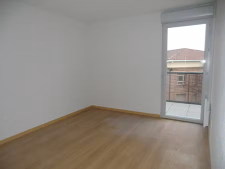 appartement t3 avec grande terrasse et parking à louer à toulouse – secteur la roseraie