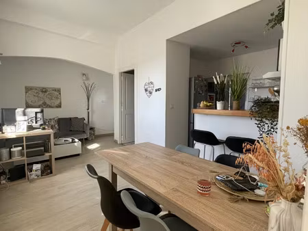 location appartement 2 pièces 35 m² à lunel (34400)