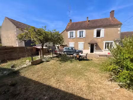 maison de 3 chambres entièrement rénovée avec jardin  à quelques minutes d'auxerre