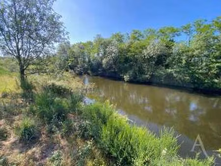 vente terrain à montaigu (85600) : à vendre / montaigu