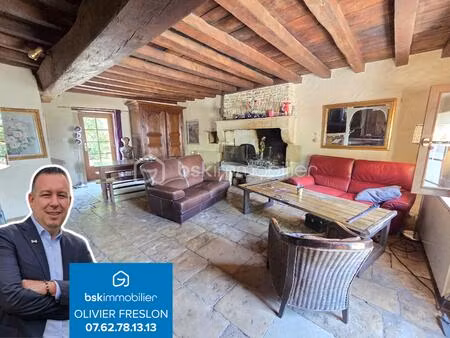corps de ferme de 222 m² à ourouer