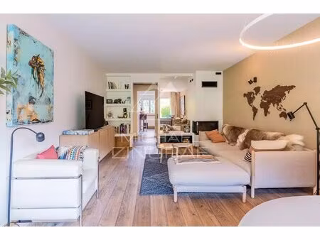 appartement rez-de-jardin "coup de coeur" - 3 pièces - cheminée - rénové - megève - mzimg3