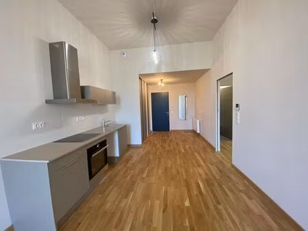 appartement 2 pièces 64 m² à louer poitiers 86000 ? | era immobilier