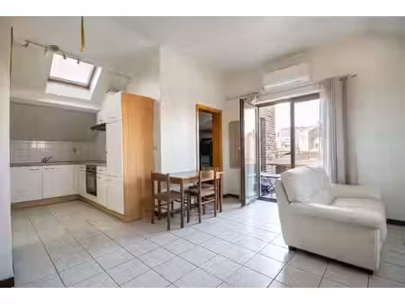 appartement à vendre avec terrasse et 1 chambre   mont-sur-marchienne (vbe49481)