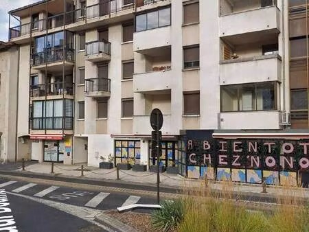 aurillac centre ville f3 avec ascenseur et garage
