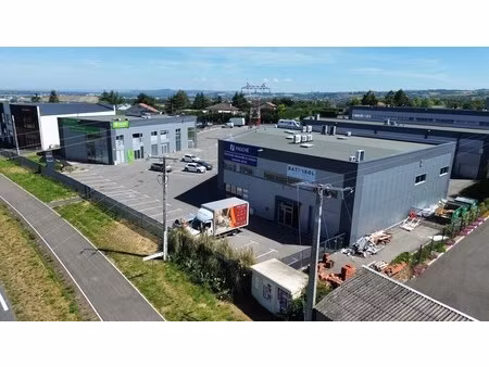 location local d’activités la fouillouse 42480 186m²