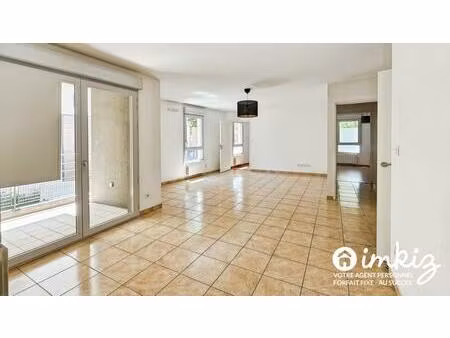 appartement 3 pièces avec balcon  garage possible