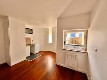 location appartement t1 à nantes rond-point de rennes (44000) : à louer t1 / 19m² nantes r