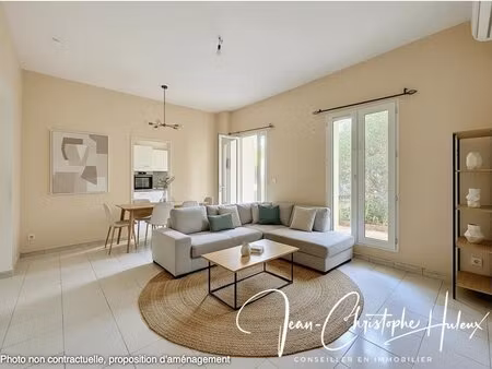appartement nimes 3 pièce(s) 55 m2 climatisé  loué