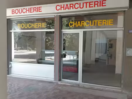 a vendre - local commercial équipé pour boucherie avec chambre froide