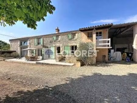vente maison piscine à plaine-et-vallées (79100) : à vendre piscine / 181m² plaine-et-vall