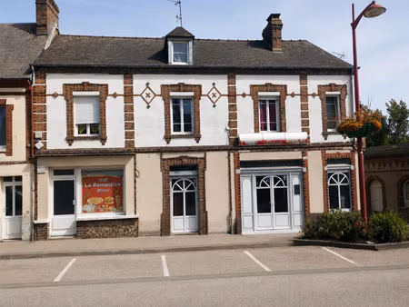 à vendre – immeuble de caractère avec fort potentiel d'aménagement