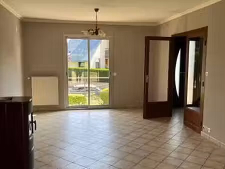 location maison à betton (35830) : à louer / 109m² betton