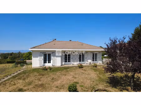 charmante maison individuelle   sous-sol semi enterré et terrain