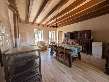 corps de ferme de 106 m² à yssac-la-tourette