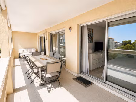 vente appartement 3 pièces  100.00m²  sète
