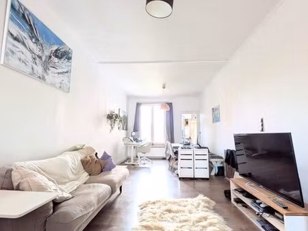 appartement te koop in deurne met 1 slaapkamer